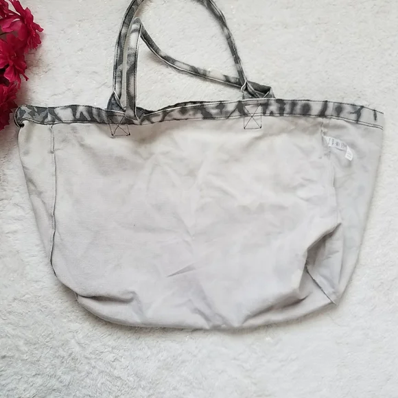 ALO YOGA Large Tote Bag - Picture 6 of 10